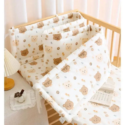 tour de lit bebe Petit ours