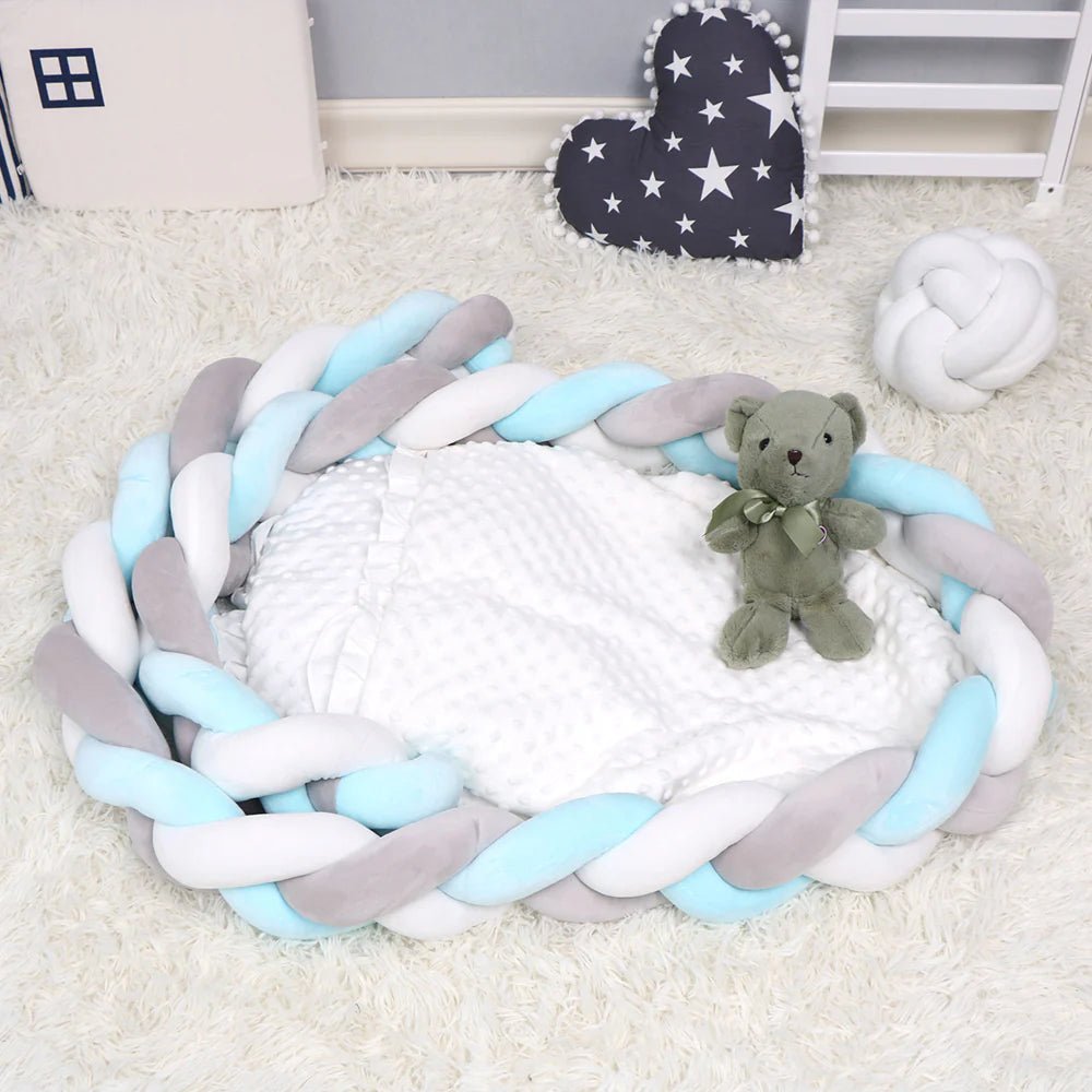 Tresse de Lit Bébé - Bleu - Gris - Blanc - Univerdesenfants