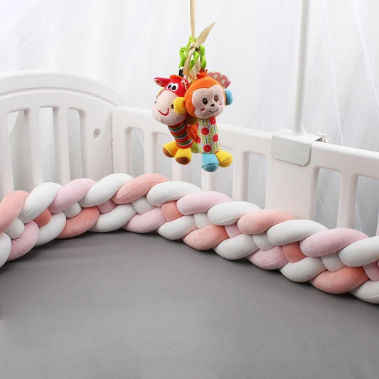 Tresse - de - lit - bébé - rose - blanc - Univerdesenfants