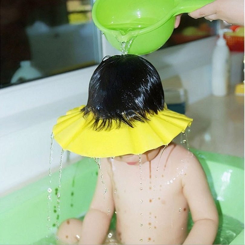 Visière chapeau pour douche bébé I ShampooCap™ - Univerdesenfants